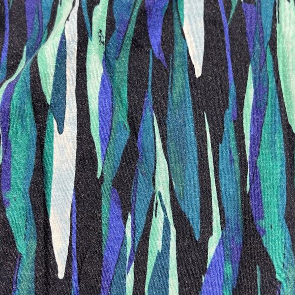 Kohl's Sleeveless V Neck Tank Top Blouse  - No Size Tag - Measurements Included - Picture 4 of 9